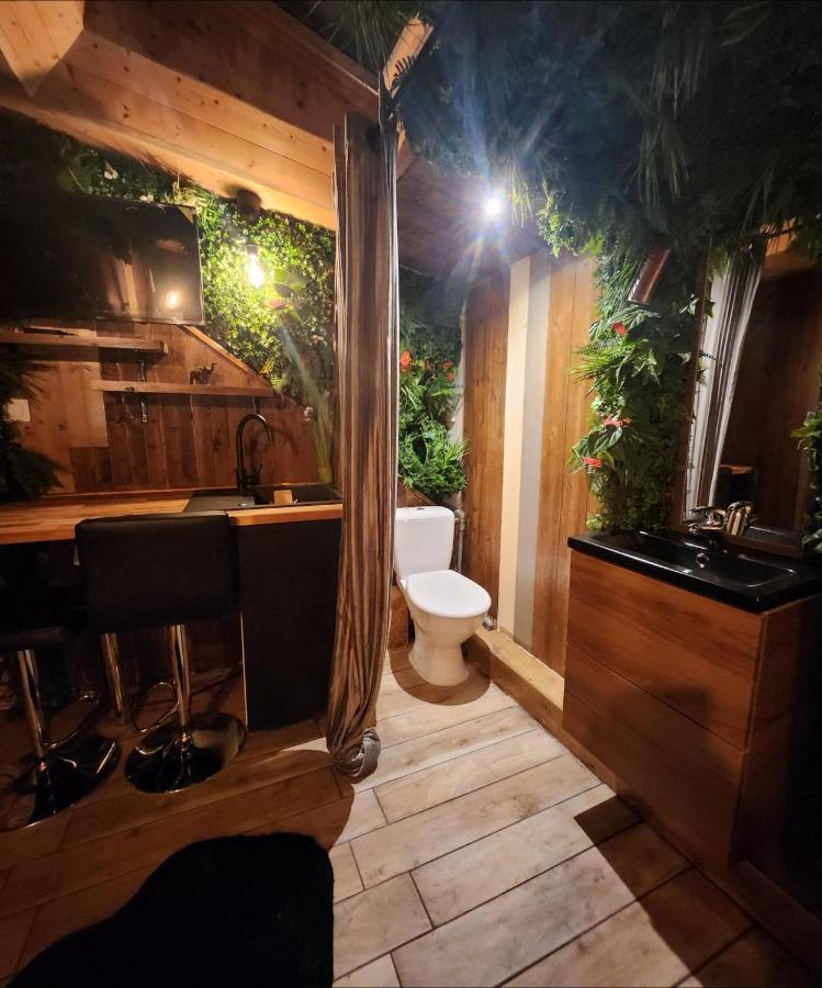 Indiana Jones A 10 Minutes Du Parc Disneyland Conde-Sainte-Libiaire Bagian luar foto