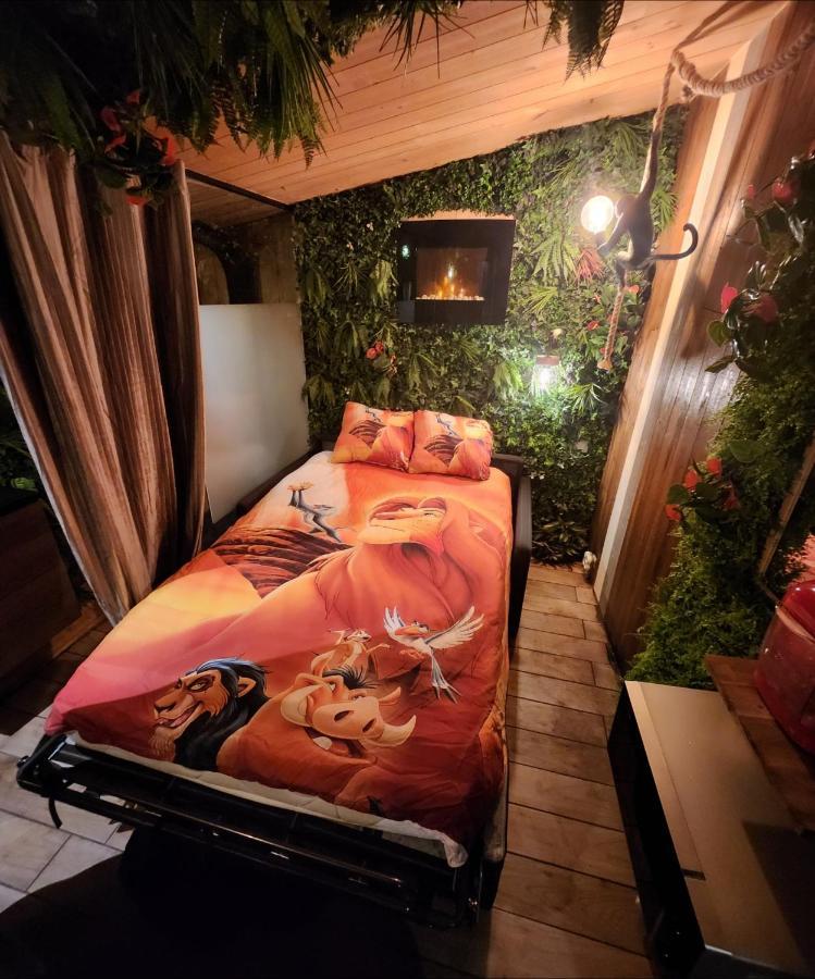 Indiana Jones A 10 Minutes Du Parc Disneyland Conde-Sainte-Libiaire Bagian luar foto